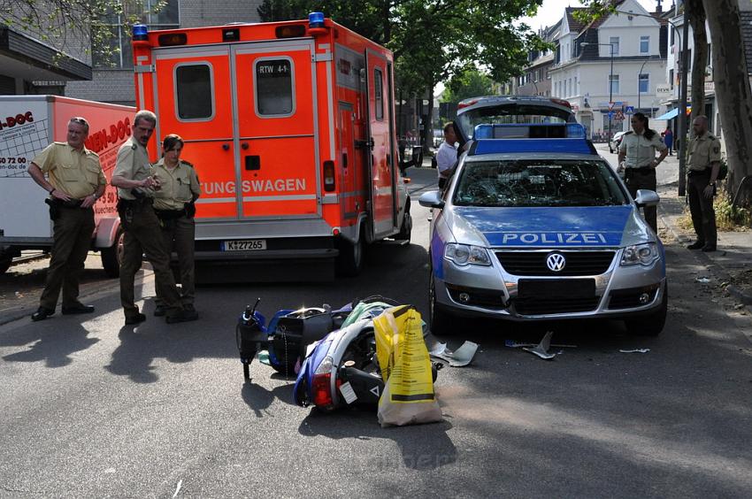 VU nach Verfolgungsfahrt Koeln Ossendorf Frohnhofstr P09.JPG